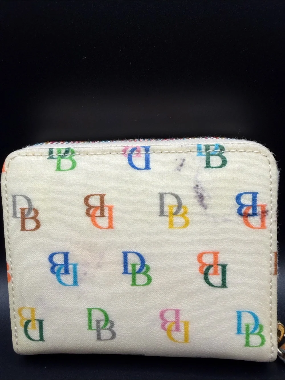 Y2K Dooney & Bourke Cream Multicolor DB Logo Zip Wallet with Pink Heart Charm - Picture 5 of 5